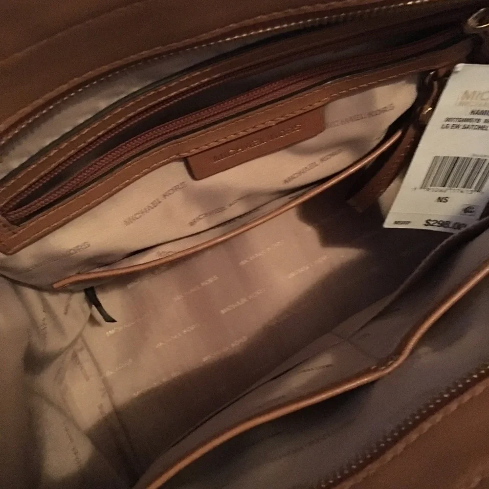 New MK ( Hamilton) Large  Satchel Purse.